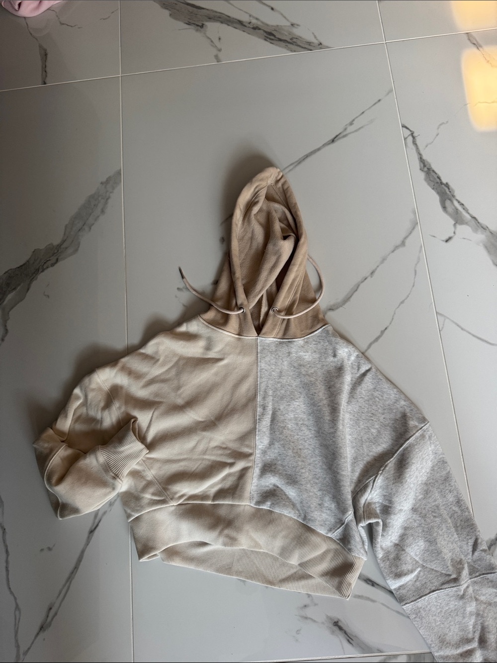 Two-Tone Cropped Hoodie Sweater in Beige and Light Gray